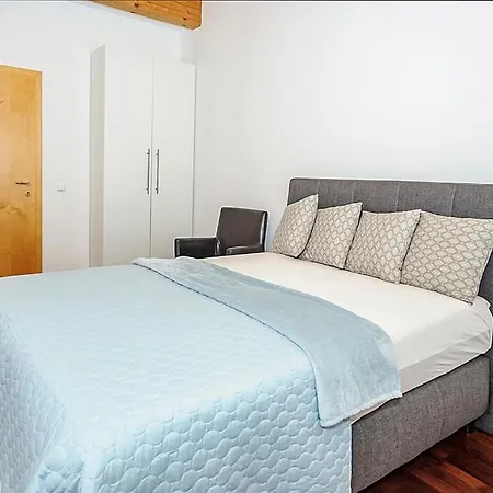 Lejlighed Luxury Loft Near The Lake, Klagenfurt am Woerthersee