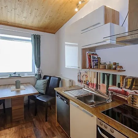 Luxury Loft Near The Lake, Διαμέρισμα